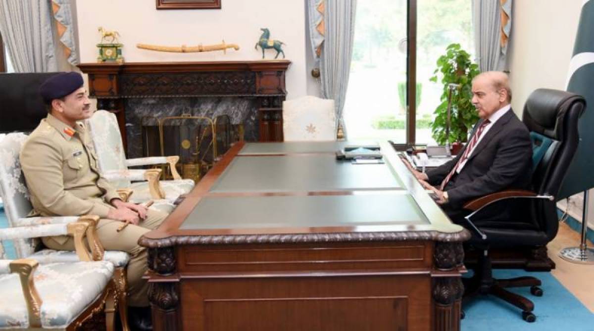 COAS General Asim Munir held important meeting with PM Shehbaz Sharif
