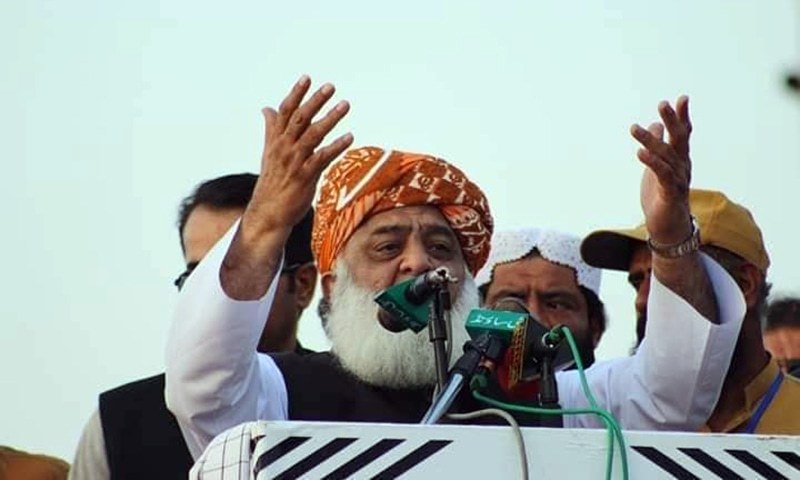 Maulana Fazlur Rehman threatens march on Islamabad if govt does not step  down by August - Pakistan - DAWN.COM